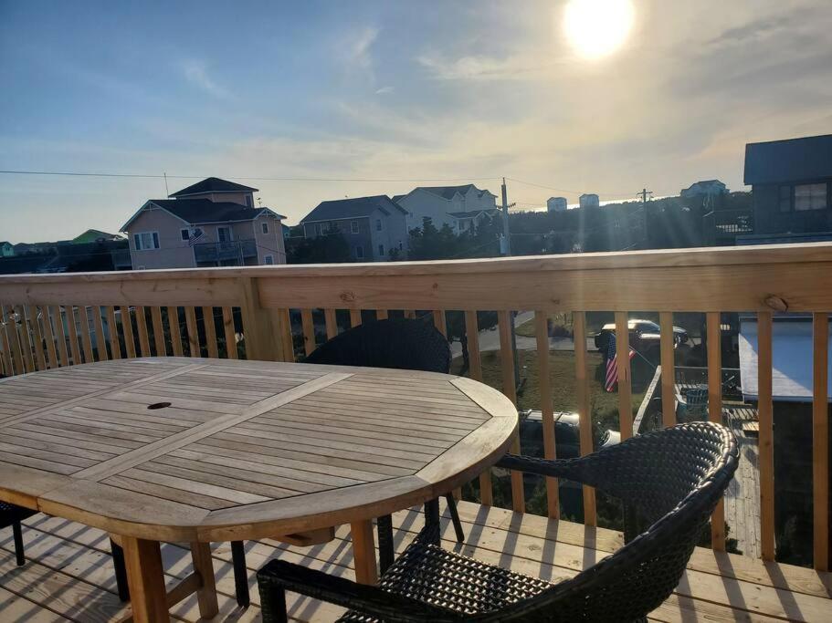 The Lost Loggerhead- Obx Ocean View Beach House เอวอน ภายนอก รูปภาพ