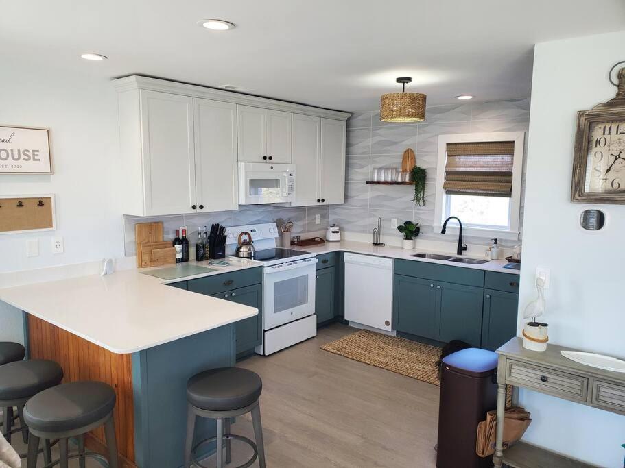 The Lost Loggerhead- Obx Ocean View Beach House เอวอน ภายนอก รูปภาพ
